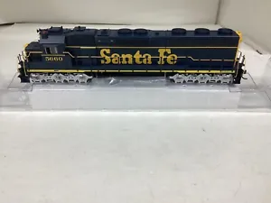 Athearn Genesis #G65712 HO scale “Santa Fe” SD45-2  DCC & SOUND READY Rd.#5660 - Picture 1 of 2