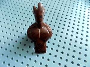 Lego Figure Head and Upper Torso with Wood Grain and Leaves Pattern (Groot) - Picture 1 of 2
