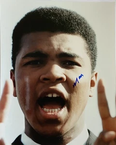 21) Muhammad Ali Clay Signiert Boxen Unterschrift Großfoto Autogramm signed - Bild 1 von 4