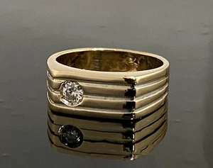 14k Yellow Gold Ring w/.30ctw Natural Diamond. Size 10/ 9.2g - Picture 1 of 5