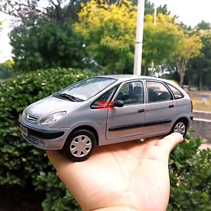 1:18 Citroen Xsara Picasso Gray Color Diecast Model - Picture 1 of 14