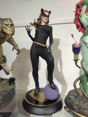 Catwoman  STATUE SIDESHOW BATMAN 66 - Photo 1/2