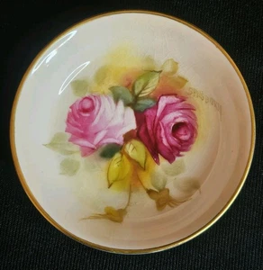 Eine Royal Worcester Schale, 1930, bemalt von Spilsbury, signiert, mit Hadley Roses, - Bild 1 von 9
