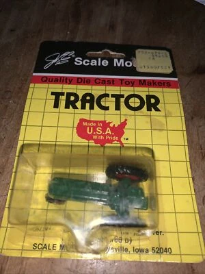 USA VINTAGE "CC" CASE FARM TRACTOR 1/64 DIECAST SCALE MODELS Dyersville Iowa - Image 1 of 4
