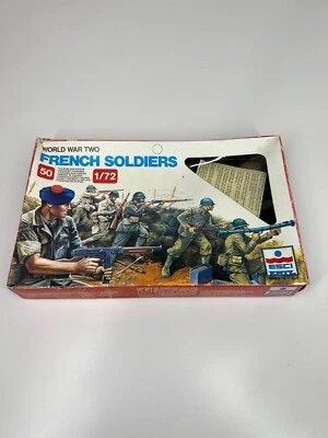 1983 ERTL No. 205 WWII  50 French Soldiers 1/72 Made In Italy COMPLETE SET - image 1 of 4