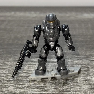 Mega Halo 97115 UNSC Mantis Spartan Warrior Mini Figure Weapon Stand - Image 1 of 4