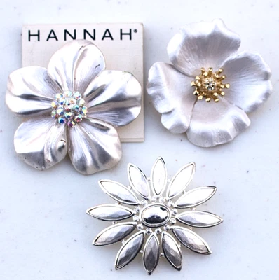 Lote de 3 Broches/Pin Floral Esmalte Blanco y Tono Plata Foto 1 de 3