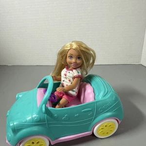 Stacie And Car - Imagen 1 de 5