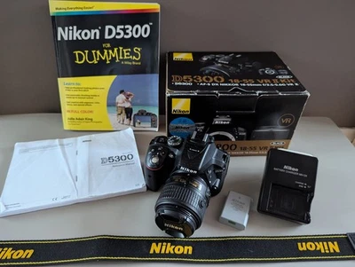 Nikon D5300 24.2MP  + AF-S 18-55mm DX VR II (Excellent Condition) - Image 1 of 4