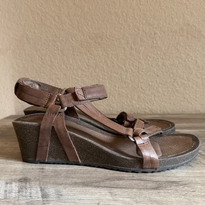 Teva Ysidro Wedge Leather Sandals in Brown  Women’s size 9 - Image 1 of 4
