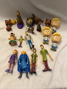 Scooby Doo Toy Action Figuren Hanna Barbera 50th Anniversary & Restaurant Toys - Bild 1 von 18