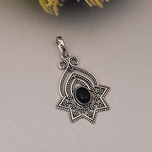 Black Onyx Flower Pendant Silver Onyx Pendant for Women Black Stone Pendant - Picture 1 of 4