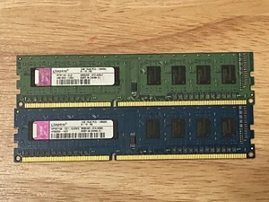 Gently Used Kingston 2GB Memory Kit, PC3L-10600U Ram - Picture 1 of 3