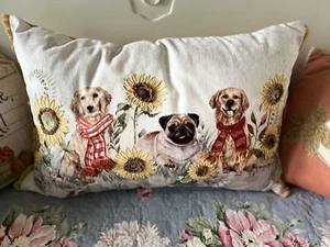 ๐ถ DARLING shabby chic Throw pillow Dog RETRIEVER PUG embroidered Sunflowers - Picture 1 of 7