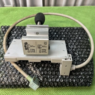 Philips IntelliVue Conector Montaje en poste con cable Foto 1 de 4