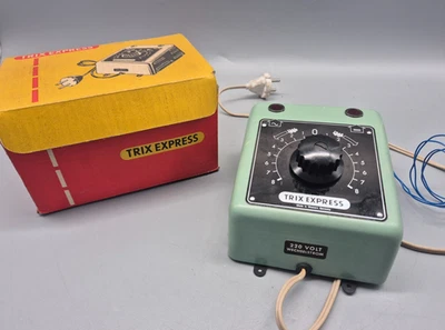 Trix Express Modelleisenbahn Fahrregler Trafo Wechselstrom 220 Volt - Bild 1 von 4