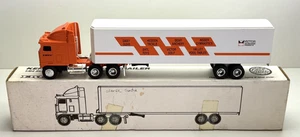 ERTL - Kenworth COE Tractor and Trailer - Victor Recreation Products - 1:64 - Picture 1 of 5