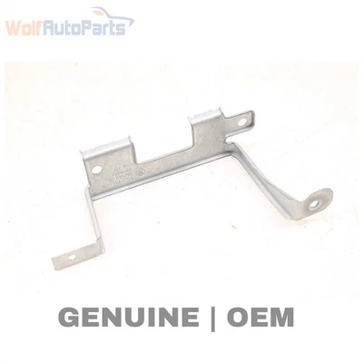 2014-2016 BMW 428I XDRIVE - Right Trunk Panel Mount Bracket 7343516 - Image 1 of 4