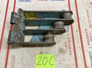 Greenlee Support for 1/2", 3/4", 1" & 1-1/4" Rigid Pipe 501 7979.9 ED4U #3204-B - Picture 1 of 24