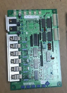 Board Yamaha KM5-M6474-300 LED Driver Board D2: - Picture 1 of 4