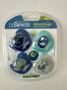 Dr Brown's Advantage Day & Night 4 Pack Pacifier 0-6m -Glows In The Dark- - Picture 1 of 4