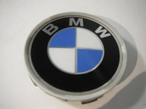 Single (1) BMW Center Cap / Hubcap P/N PA6630GF / 6768640 - Picture 1 of 5