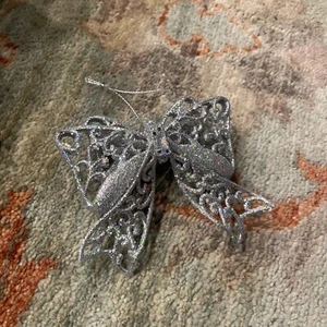 6 schöne Christian Siriano SILBER GLITZER Schleifenschmuck Christbaumschmuck - Bild 1 von 7