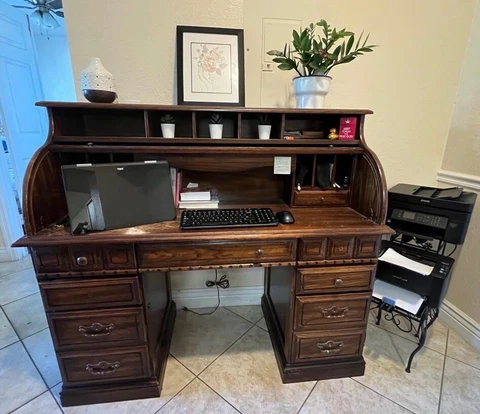 Antique Roll Top Oak Wood Desk with Storage Space, Good condition Cover