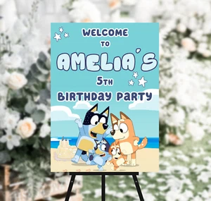 Insegna Benvenuto Compleanno Personalizzata Bluey & Bingo 'Una Giornata in Spiaggia' - Foto 1 di 2