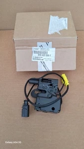 NEW PORSCHE CAYENNE 9Y0 FRONT BONNET LOCK HOOD LID LOCK 9Y0823509F GENUINE - Picture 1 of 10