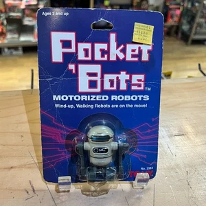 POCKET BOTS #2584 VINTAGE 1984 TOMY WIND-UP WALKING ROBOT NOS NEW SEALED - Picture 1 of 8