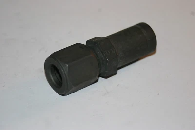 1/2 Tube x 3/4" Tube Stub Steel Hydraulic Fitting Parker 12-8 TRBU-S - Image 1 of 4