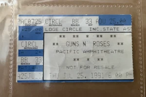Boleto de concierto de Guns N' Roses usa tu gira Illusion, - Imagen 1 de 1