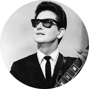 Chapa/Badge Roy Orbison . pin button rockabilly rock and roll pop - Imagen 1 de 2
