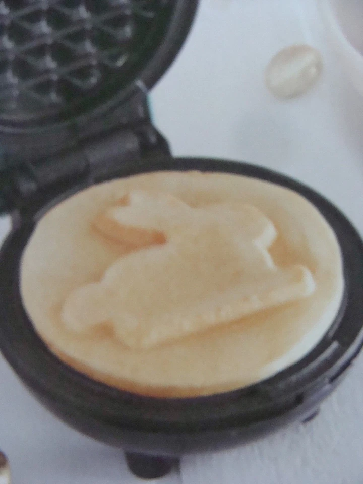 Dash Mini Waffle Bowl Maker - Breakfast Burrito Bowls Ice Cream w/Recipes