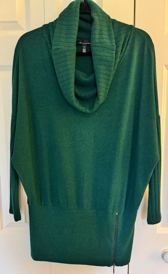 White House Black Market Women's Dolman Sleeve Cowl Neck  Green Sweater -Size XS - Image 1 of 3