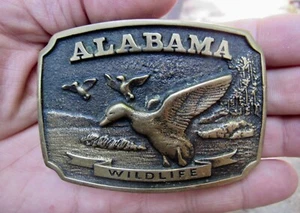 Vintage ALABAMA Gürtelschnalle DUCK Wildlife Heritage State Ducks Jagd Messing SELTEN VG - Bild 1 von 4