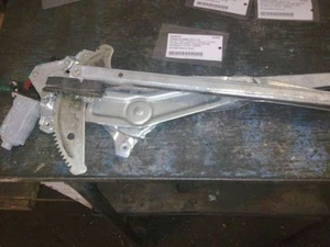 FENSTERHEBER RECHTS VORNE Toyota Corolla Wagon (E11) Combi 1.3 16V (4EFE) - Bild 1 von 1