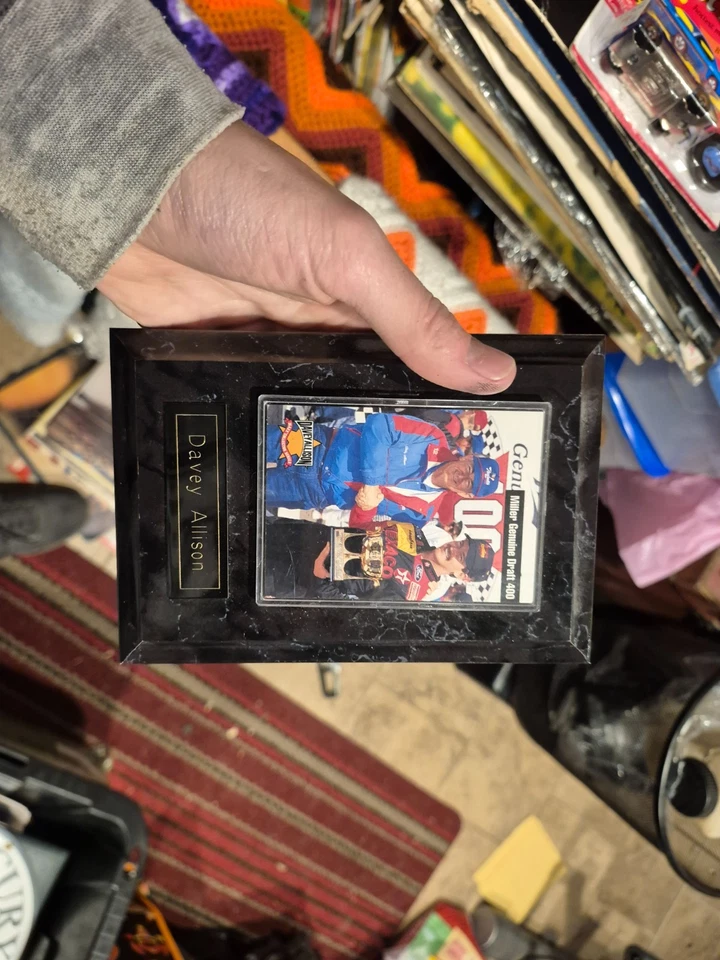 "Tarjetas del equipo estrella Texaco 1992 NASCAR Dave Allison #28 en 8"" Miller Draft 400" Foto 1 de 2