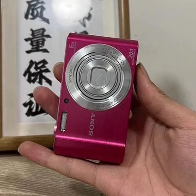 Sony CyberShot DSC W810 Digital Camera 20.1MP 6x Optical Zoom Pink - Image 1 of 4