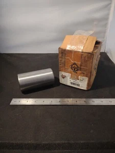 NEW 497501C2 INTERNATIONAL ONE REPLACEMENT END EQUALIZER BEAM BUSHING GENUINE US - Picture 1 of 12