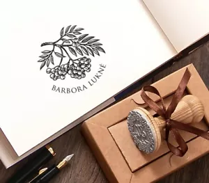Estampilla Rowan Mountain Ceniza Rama Hojas Bayas Personalizada, Caja de Regalo Especial - Imagen 1 de 8