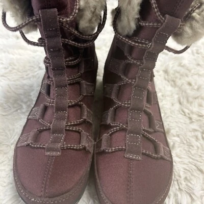 Aetrex Raquel Plum Faux Fur Neoprene Women's Lace Up Winter Boots Size 7.5 - Image 1 of 4