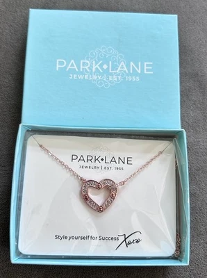 Collar corazón pavé de oro rosa inspirado en el diseñador Park Lane BABE’ Foto 1 de 4