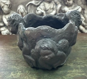 Vintage Cherub / Angel Polychromed Concrete Planter - Bild 1 von 7