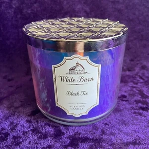 NEW Bath & Body Works~White Barn~3-Wick~14.5 oz Jar Candle with Lid Sandalwood - Picture 1 of 5