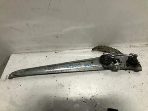 Toyota Hilux Left Front Window Regulator LN86 10/1988-09/1997 - Picture 1 of 6