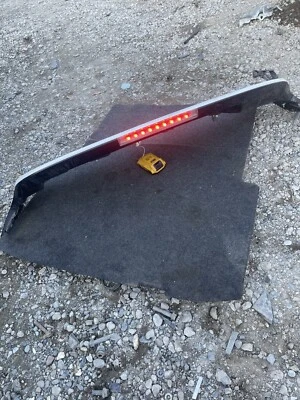 2010-2011 LEXUS RX350 RX450H RX 后尾门盖上盖 SPOILER 原始设备制造商 🟠 — 第 1/4 张图片