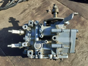 tete motrice moteur 4cv evinrude 2t 2 cylindres be4brcrm - Imagen 1 de 5