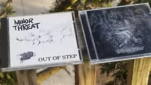 2 VINTAGE CDs MINOR THREAT COMPLETE DISCOGRAPHY MOSS CTHONIC RITES - Imagen 1 de 24
